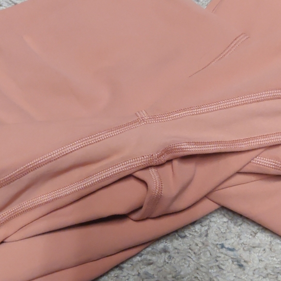 Coral aligns - Picture 2 of 4